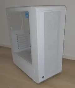【新品未使用】Thermaltake S200 TG Snow Edition