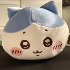 ちいかわ もっちるねそべりBIGぬいぐるみ ハチワレ