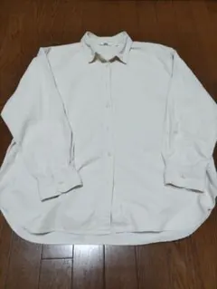 UNIQLO オフホワイト コーデュロイ オーバーサイズシャツ