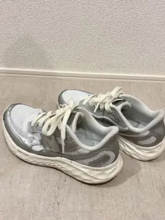 【美品】New Balance Fresh Foam グレー/ホワイト23.0