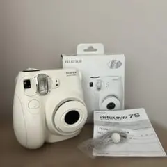 Fujifilm instax mini 7S ホワイト 本体