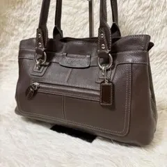 COACH コーチ トートバッグ レザー ダークブラウン シボ革 チャーム付き