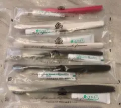 Item thumbnail for item 77bb3d79-a6d2-4062-aae6-e2aaf262e41e