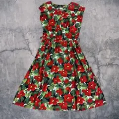 ノースリーブ　花柄　レッド　グリーン　ワンピース　レディース　明るい　秋冬