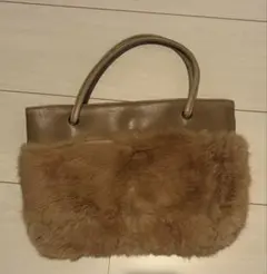 ファーハンドバック