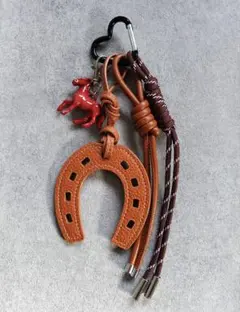 じゃらじゃらキーホルダー バッグチャーム キーチャーム　黒　蹄鉄　馬　ホース