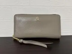 【値下げしました‼️】MARC JACOBS 長財布
