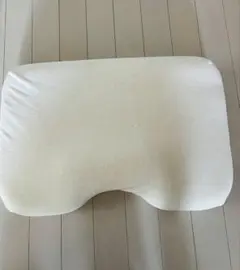 IKEA枕 クリーム色 人間工学デザイン枕 約53cm x 35cmのサムネイル