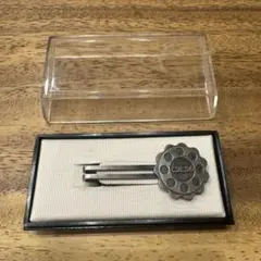 Item thumbnail for item 746b443f-23a1-46ba-bcfd-16dae7462a7b