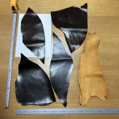 011 革　はぎれ　茶色