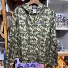 Patagonia ナイロンジャケット カモフラ柄 フード付 - メルカリ