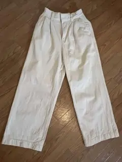 無印良品　ホワイト ワイドパンツ Sサイズ
