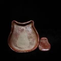 【235】猫　小皿…備前焼
