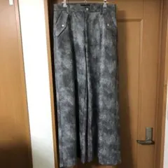 Spielio シュピーリオ　ヴィンテージライクワイドフレア合皮パンツ　グレー