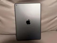 美品　iPad第8世代32GB Wi-Fi モデル