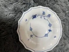 Royal Copenhagen ブルーフルーテッド プレイン シェルディッシュ