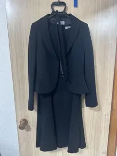 高級礼服 LES MUES ブラックフォーマル ジャケット ワンピース喪服S-M 2025年最新】les mues 礼服の人気アイテム - メルカリ