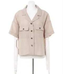 ベージュ サテンシャツ