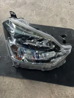 ダイハツ ミライース L350S LED左ヘッドライト(4432) - メルカリ