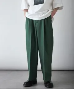 緑色 スラックス メンズ