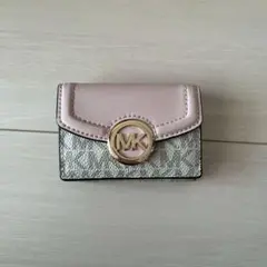 MICHEAL KORS マイケルコース 三つ折り財布 ピンク×ホワイト