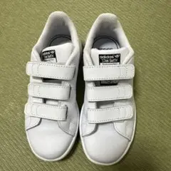 adidas STAN SMITH ベルクロスニーカー
