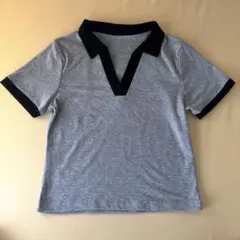 Ｖネックカットソー