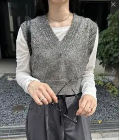 mystic スパンコールニットベスト