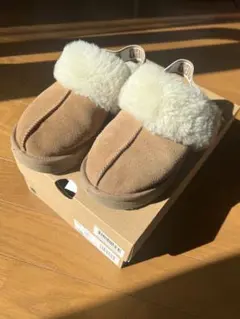 UGG ムートンブーツ　スリッポン　22cm