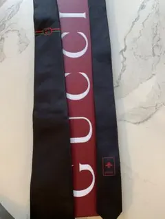 【新品未使用】GUCCI ネクタイ ブラック インターロッキングG ビー　シルクのサムネイル