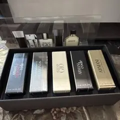 鬼レア　アラミスなど　ミニボトル５本セット　９００、トスカニーなど　未開封品 鬼レア アラミスなど ミニボトル5本セット 900、トスカニーなど 未