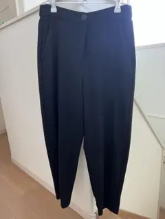 ZARAブラック テーパードパンツ ゴムウエスト