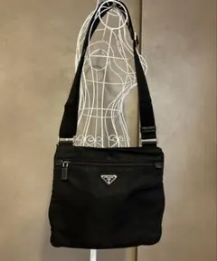 Item thumbnail for item 8ef0ab9b-a470-4e37-8532-584938c05f2c