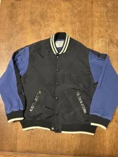 キッズブルゾン　サイズ140cmのサムネイル