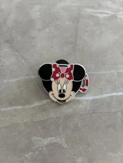 ディズニー　ピンバッジ　ミニーマウス