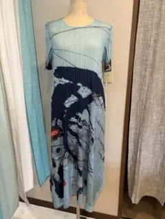 pleats by monica プリーツワンピース 伸縮性 美品 イチョウ柄 - メルカリ