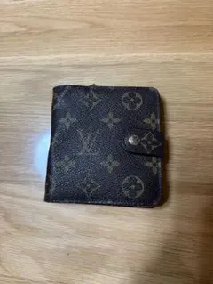 ヴィトン　Louis Vuitton モノグラム 二つ折り財布　ルイヴィトン