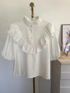 フリル付きハイネック白ブラウス Lサイズ