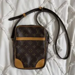 ルイヴィトン　ダヌーブ ショルダーバッグ