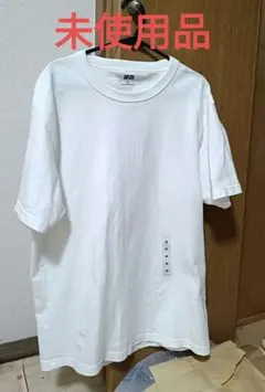 新品未使用　UNIQLO　クルーネックT　ホワイト　Mサイズ