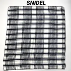 SNIDEL スナイデル　チェック柄スカーフ　インテリアマルチクロス　バンダナ