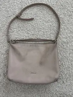 Item thumbnail for item 3b229655-3e4b-4b7c-b951-585c5d47534d