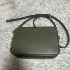 ショルダーバッグ