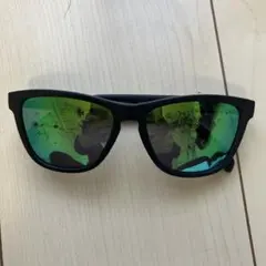 Item thumbnail for item 9735f05e-2c81-4125-b2ca-87380d8b307b