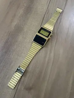 カシオ　データバンク　ゴールドDBC-611G