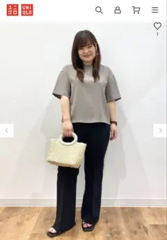 美品✨ユニクロ　スマートフレアパンツ　XLサイズ　ブラック