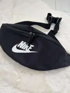 Nike ボディバッグ ブラック