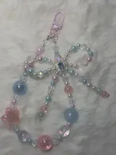 パステルビーズ リボンストラップ　チャーム付き バッグチャーム ゆめかわ