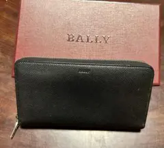 BALLY ブラック 長財布　中古