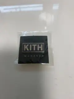 KITH キス 非売品 ノベルティ ボックスロゴ ピンバッジ
